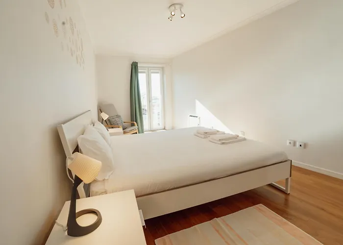 Bright Deluxe By Hosty Apartmán Porto