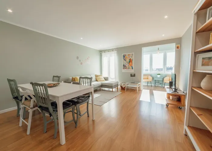 Bright Deluxe By Hosty *