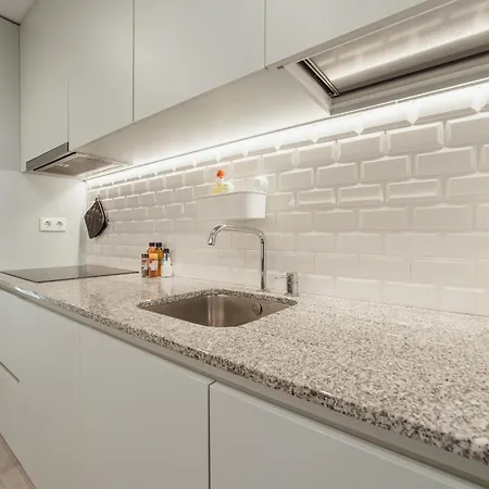 شقة Bright Deluxe By Hosty بورتو