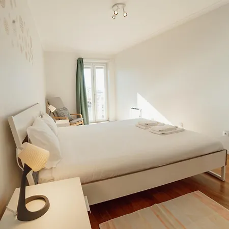 Bright Deluxe By Hosty Appartamento Oporto