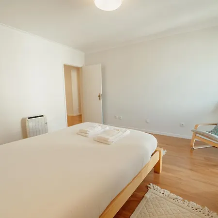 Appartamento Bright Deluxe By Hosty