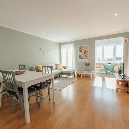 Bright Deluxe By Hosty *