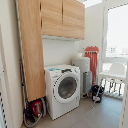 Bright Deluxe By Hosty פורטו