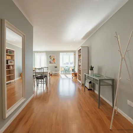 Bright Deluxe By Hosty * פורטו