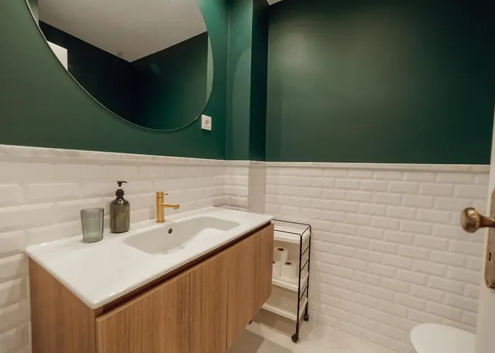 Bright Deluxe By Hosty Porto